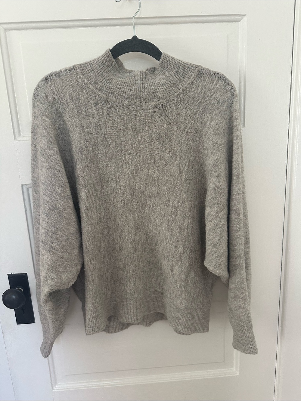 H&M Women's Light Heather Gray Mock Neck Sweater